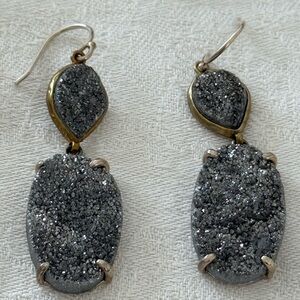 Silpada      Elegant Silver Dangle Earrings